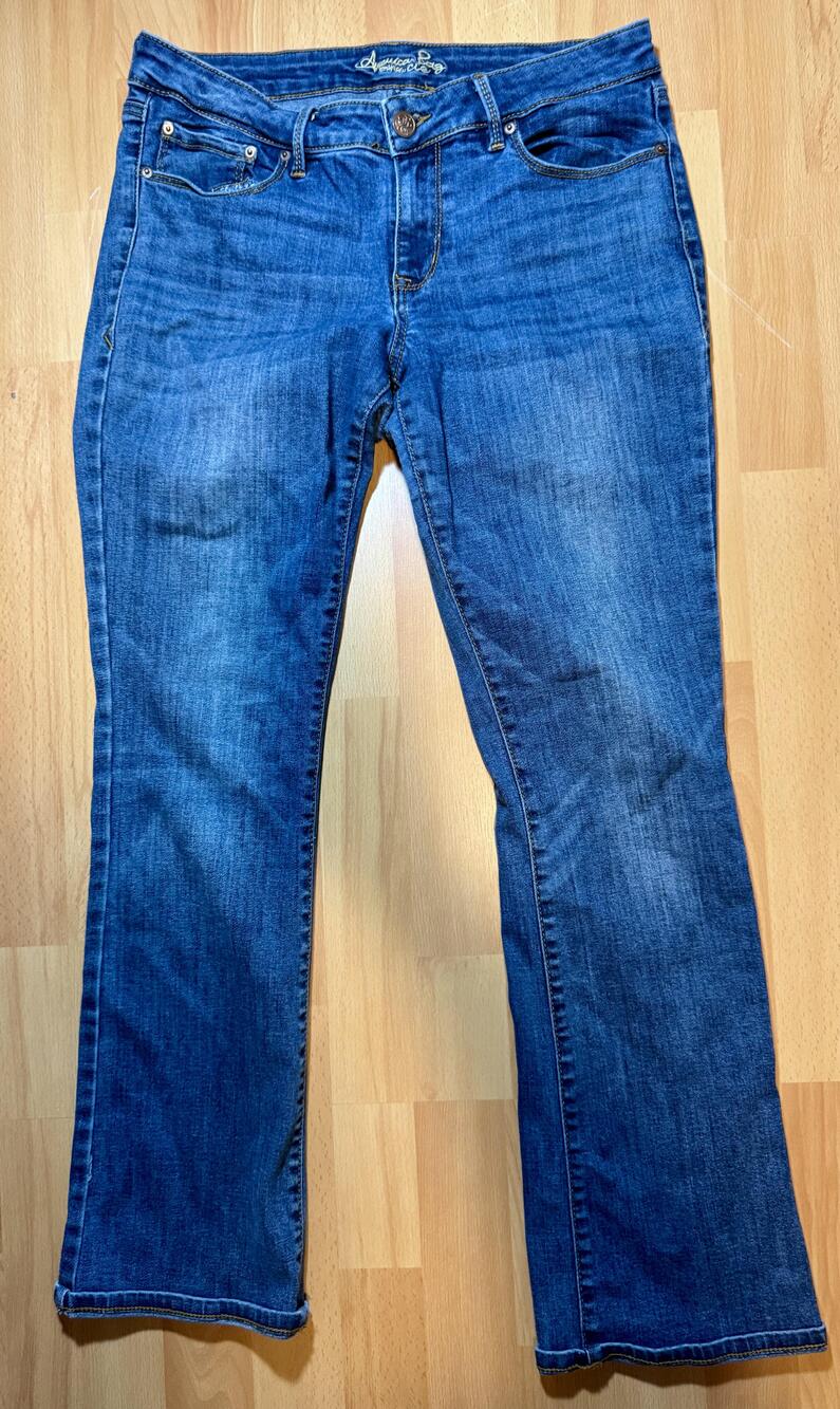 American Rag Jeans Womens 7 Blue Bootcut Classic Denim Stretch Low Rise Casual